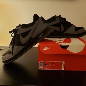 COPY - MENS NIKE SIZE 12
